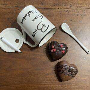 TAZZA CON CUORI DI CIOCCOLATO SAN VALENTINO